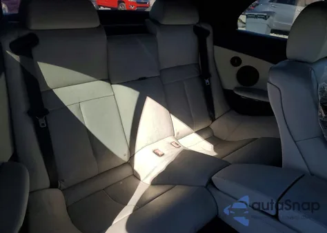 2007 BMW M6 z USA, uszkodzony, nr VIN WBSEK93577CS32589